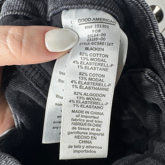 GOOD AMERICAN Good Curve Charcoal Jeans Raw Hem Size 10/30 EUC - Picture 6 of 7